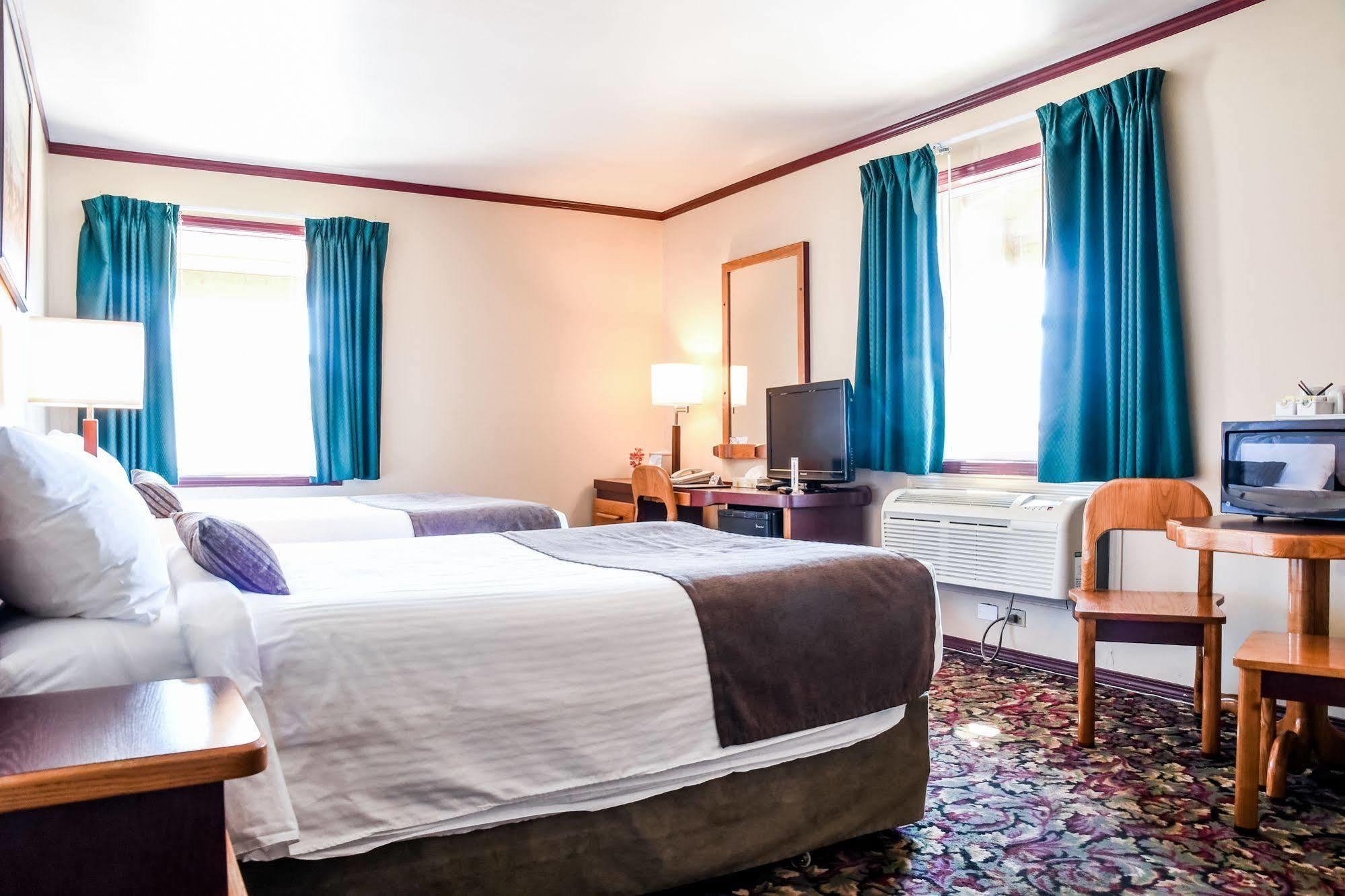 Creston Hotel & Suites Bagian luar foto